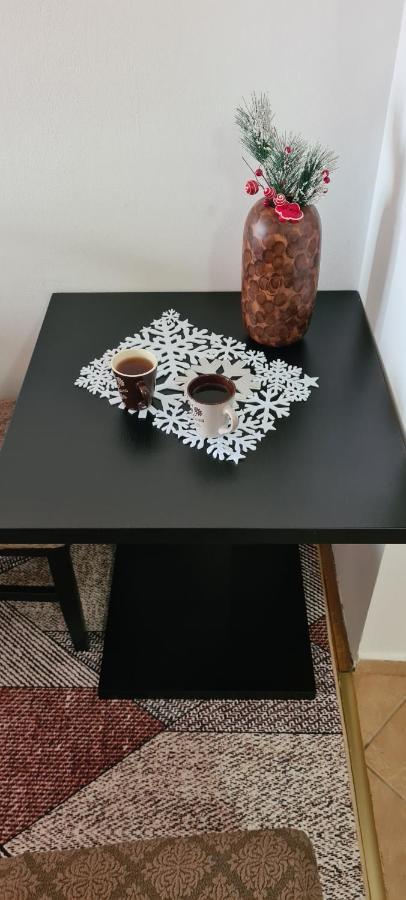 Apartman Velimir Stari Aerodrom พอดโกริกา ภายนอก รูปภาพ